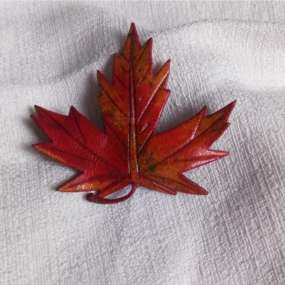 Leather leaf brooch